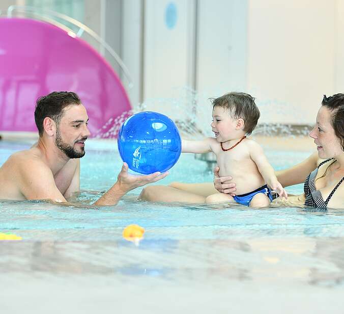 Familie im Bad